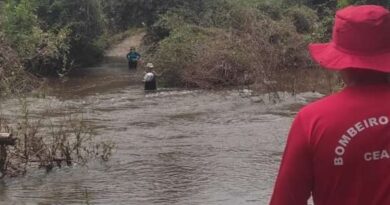 Idosa é resgatada em área isolada de Acopiara pelo Corpo de Bombeiros